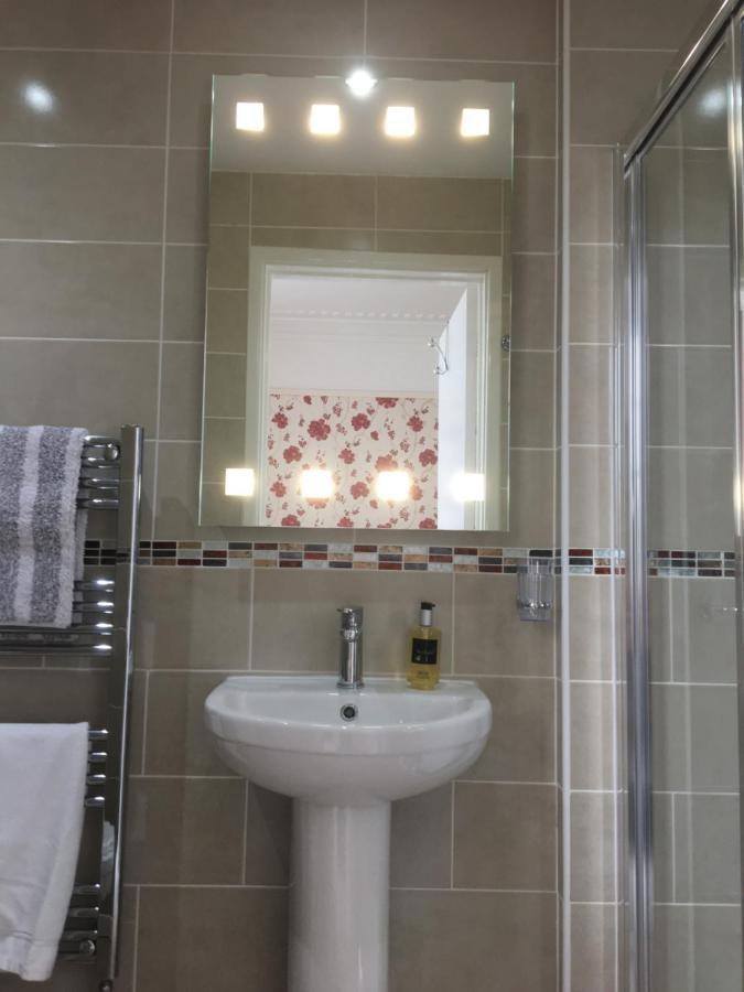 Bed and breakfast The Charterhouse 4*